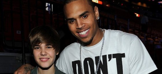 Justin Bieber shows support for Chris Brown post image