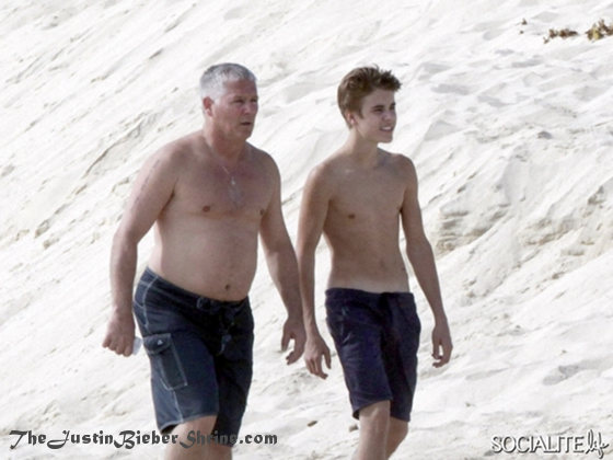 justin bieber shirtless 2012 mexico beach